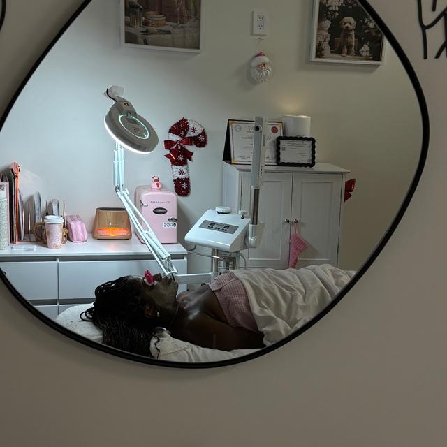 Signature Facial 10 Package